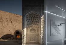 ترکیب سه مرحله از تکامل گچکاری در معماری: سمت راست نمای مدرن با نورپردازی خطی، وسط محراب پرکار با نقوش اسلیمی، و سمت چپ دیوارهای کاهگلی و گچی باستانی.